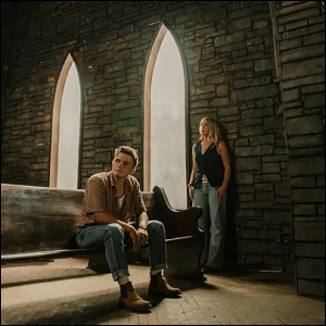 Dusty Bibles (feat. Avery Anna) (Single) by Josiah Queen