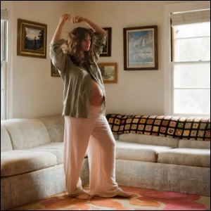 Devoted (feat. Weathrman) (Single) by Hollyn