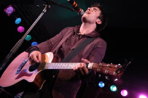 <B>Phil Wickham</B>