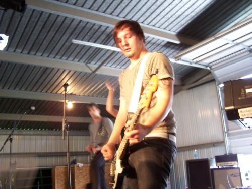 This is bassist Nick Berry. I took this pic.