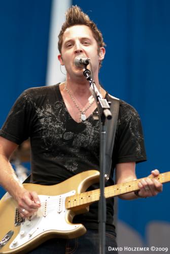 ©2009 David Holzemer For NRT