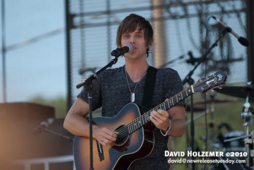 ©2010 David Holzemer For NRT