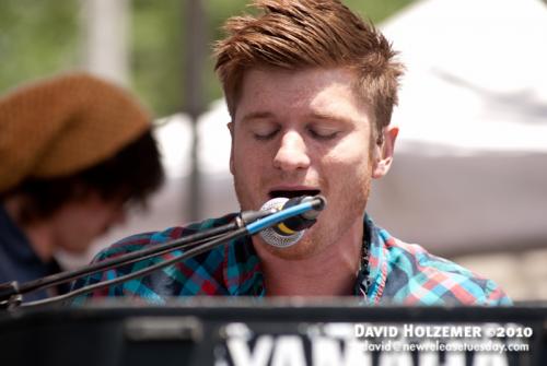 ©2010 David Holzemer For NRT