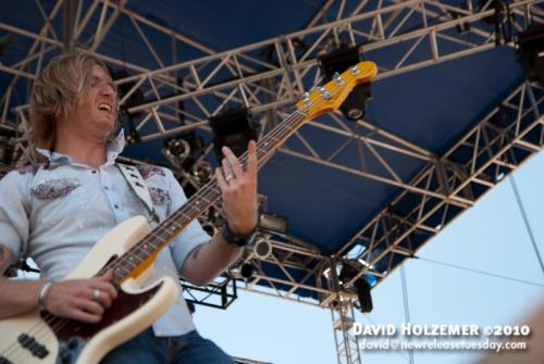 ©2010 David Holzemer For NRT