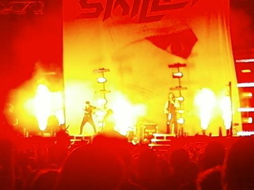 skillet live