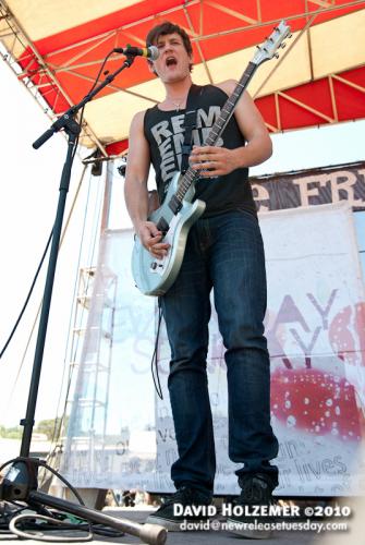 ©2010 David Holzemer For NRT
