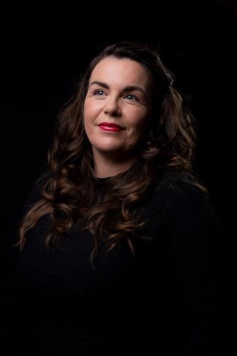 Angela Mahon - Press Photo