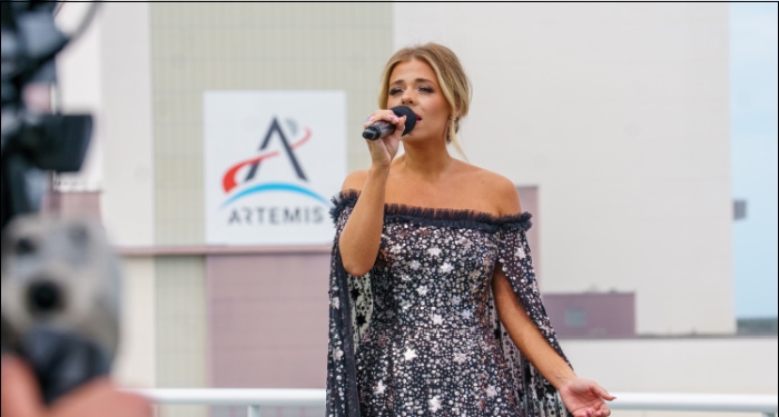 Anne Wilson Performs National Anthem for NASA's Artemis II Mission Launch