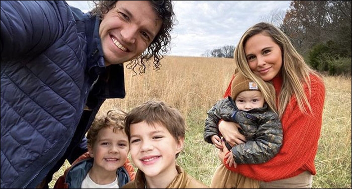 Luke and Courtney Smallbone Expecting Baby #4