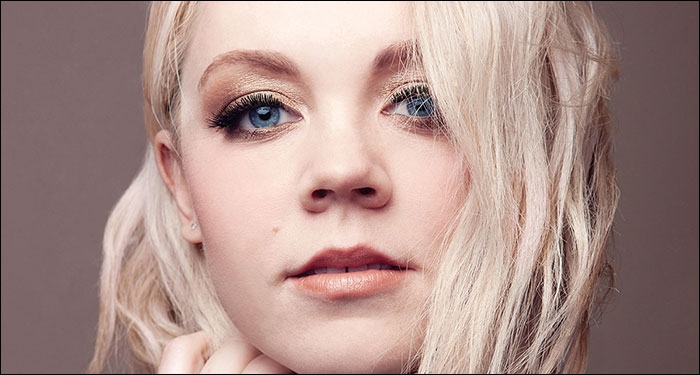 Curb/Word Entertainment's Sarah Reeves Returns With 'Life Love & Madness'