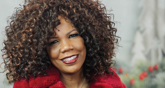 Lynda Randle's Nostalgic 'White Christmas' Arrives October 16th