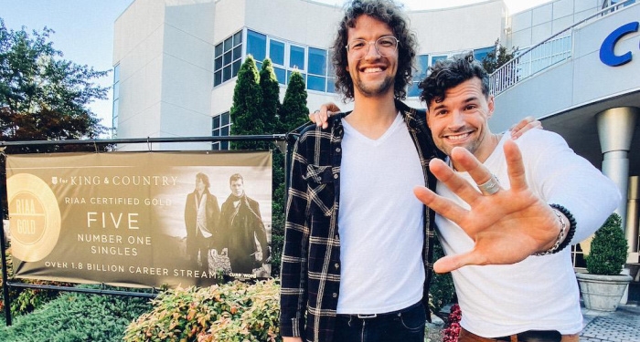 for KING & COUNTRY Celebrate Fifth No. 1 Single from 'Burn The Ships'