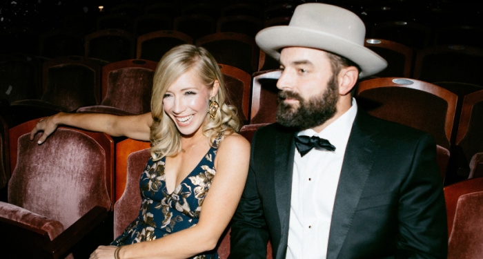 Drew and Ellie Holcomb Announce 2021 Christmas Tour