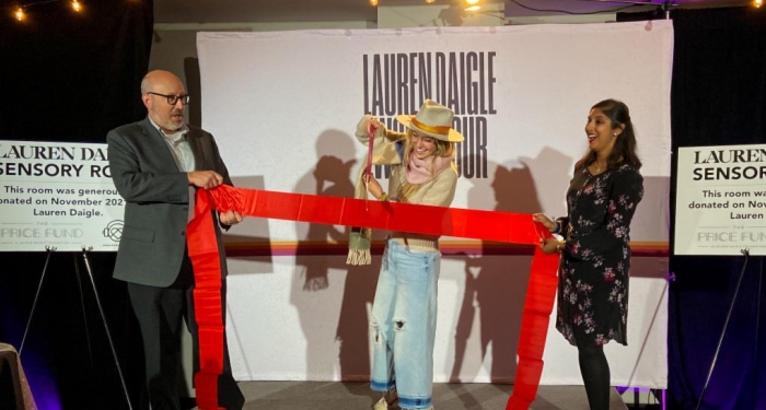 Lauren Daigle Opens Sensory Room at Bridgestone Arena