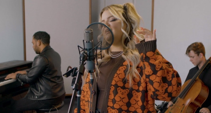 Anna Golden Releases New Music Video