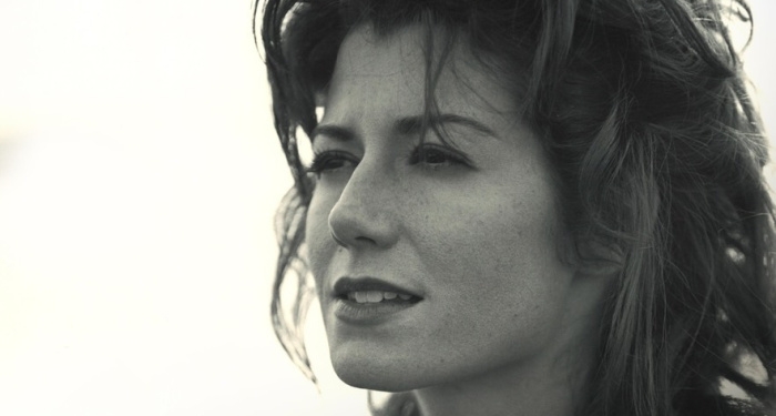 Amy Grant Revisits 'Behind The Eyes' With 25th Anniversary Expanded Edition