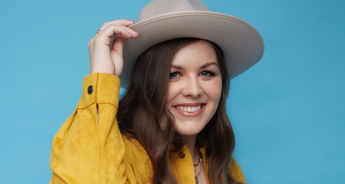 Hannah Kerr Releases New Rendition of "Sleigh Ride"