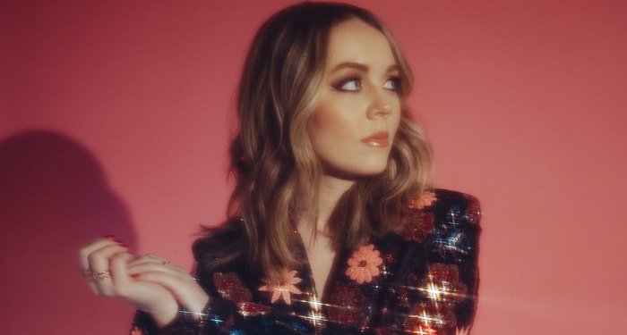 Sarah Reeves Releases New Music Video