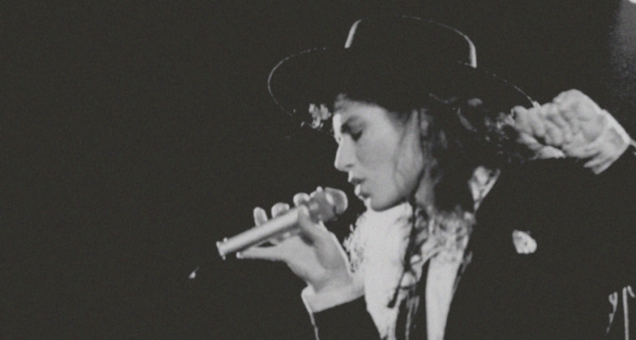 Amy Grant to Release Long-Awaited Live Album