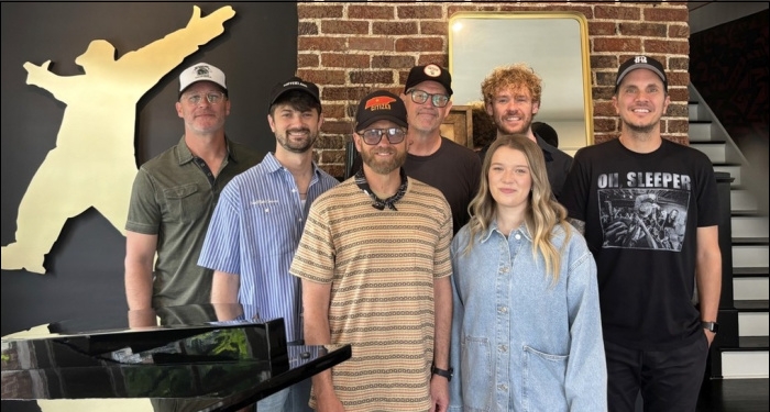 Gotee Records Signs Indie Pop Singer/Songwriter