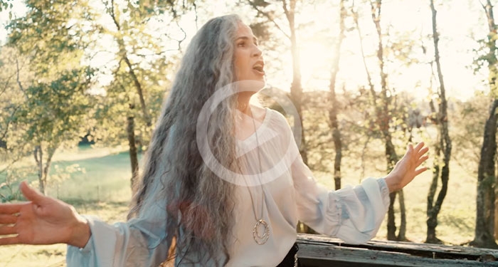 VIDEO PREMIERE: Niki Lou Savich "Home"