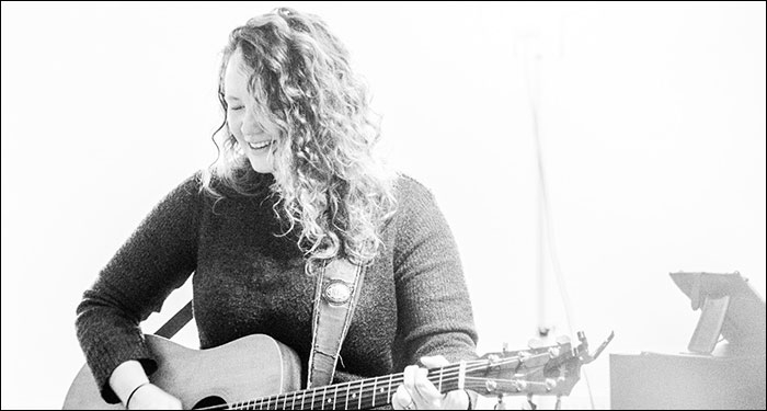 Regina Vandereijk Releases Debut Album