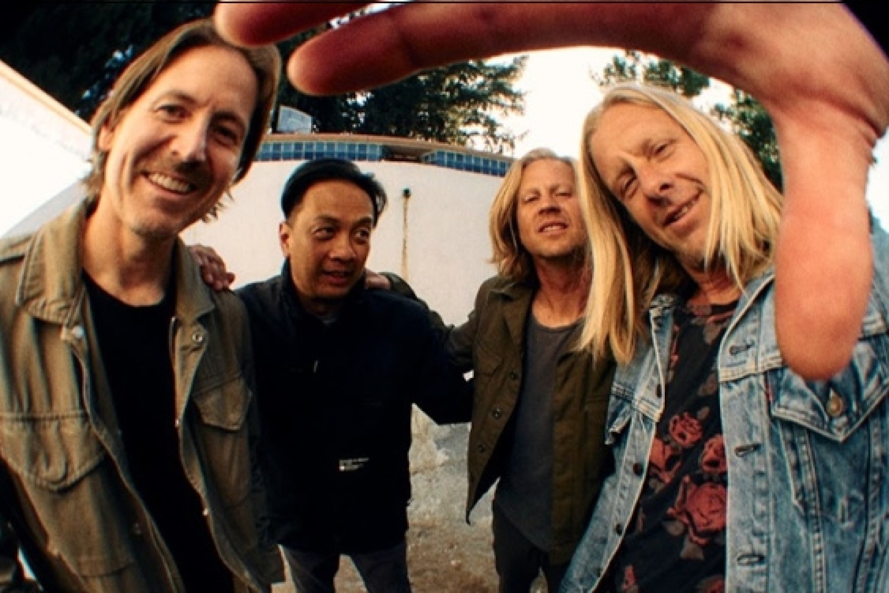 Switchfoot Featured in Collaboration with the Jonas Brothers