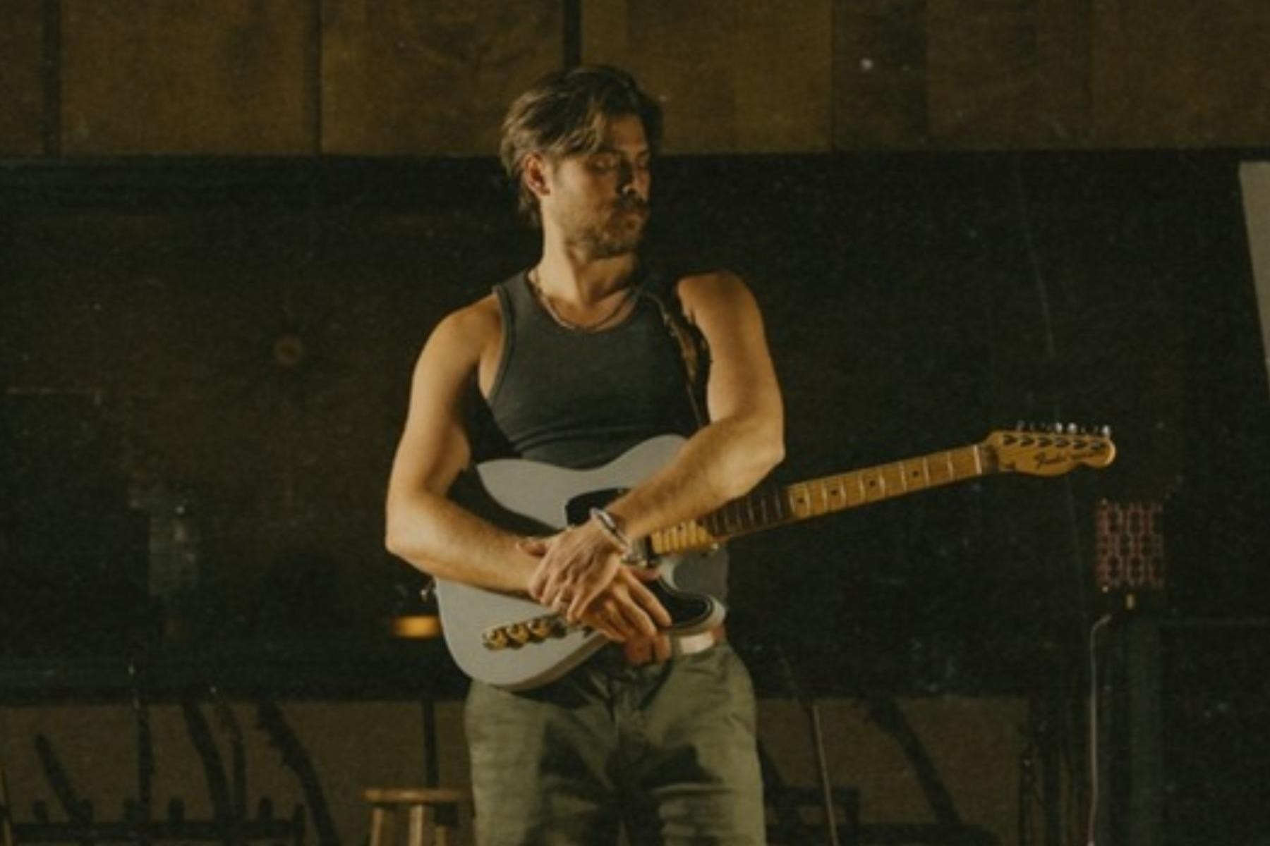 Cory Asbury Releases New Studio Album 'Outsing The Angels'